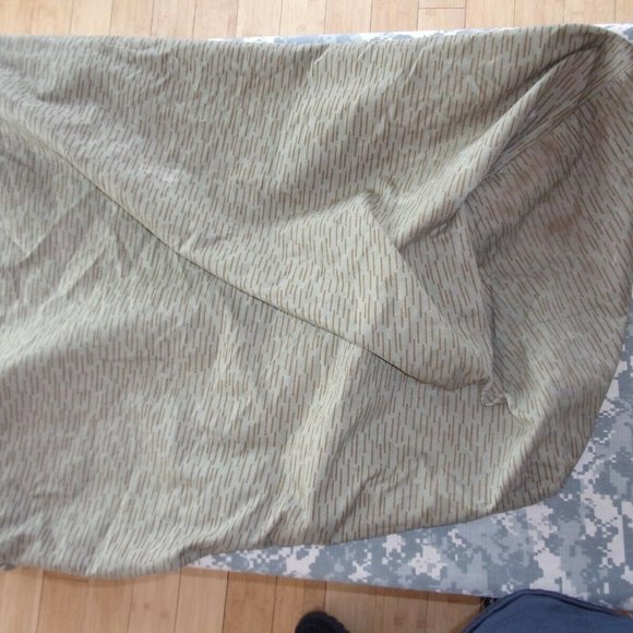 LARGE FOREIGN DUFFLE BAG SI37 - Picture 1 of 12